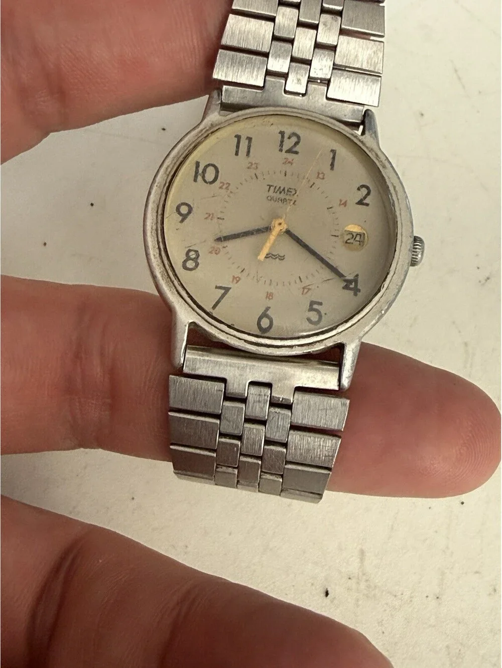 Vintage Watch Timex Silver Metal With Casio Band , Looks Good , Is Untested
